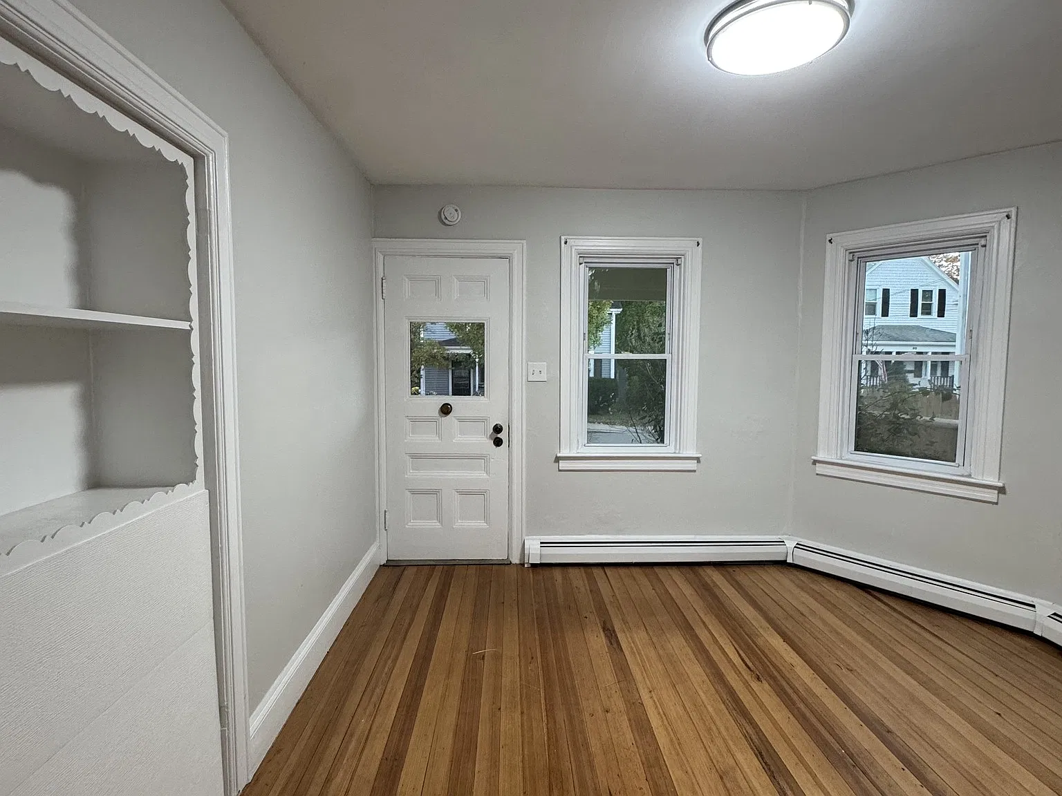 53 Maple Ave — Photo 3