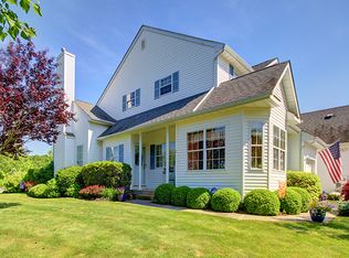 2 Brookville Way, Manorville, NY 11949