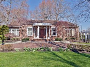 328 Union Hill Rd, Manalapan, NJ 07726