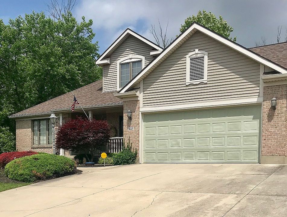 1st image of 837 Rosewood Dr