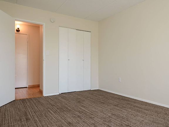 3rd image of 135 Post Ave Floor 5T-5