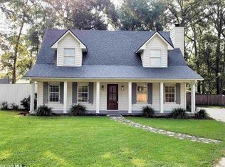 433 S Section St, Fairhope, AL 36532