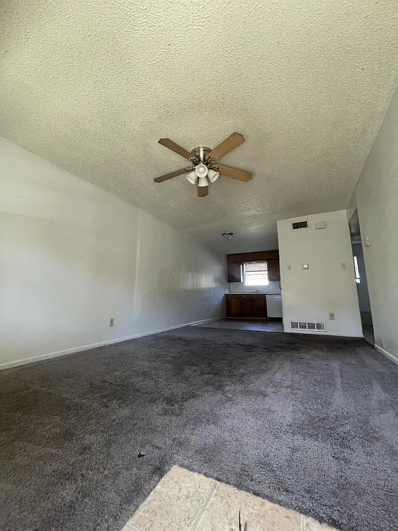 1205 Urbantke Court Unit B — Photo 1