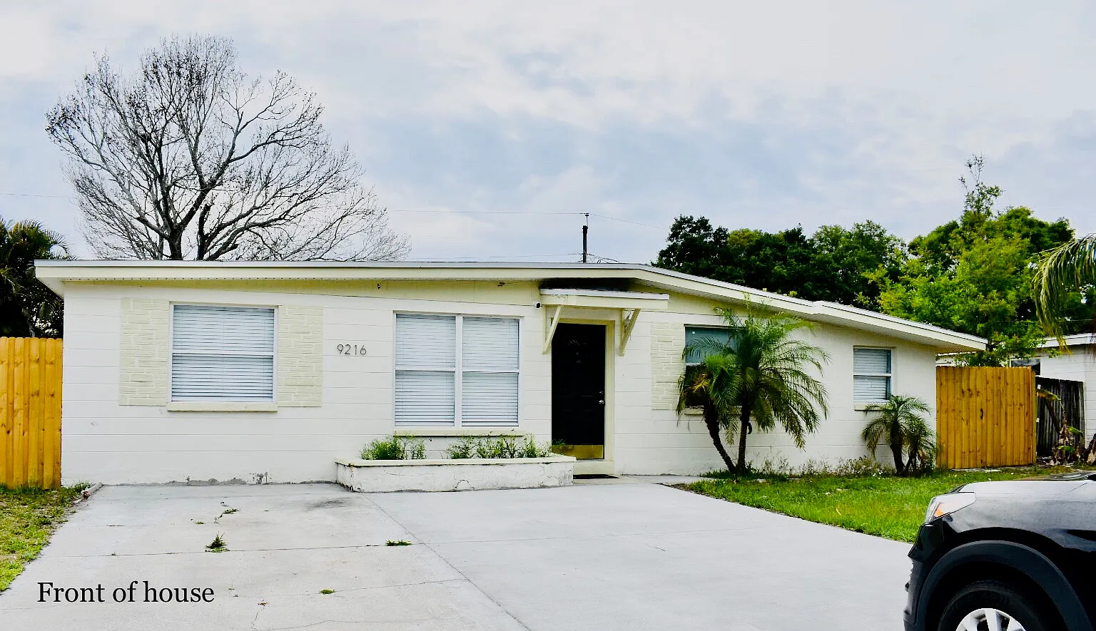 3 bed, 912 sqft, $2,200 — Photo 1