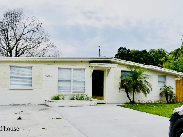 9216 82nd St, Seminole, FL 33777