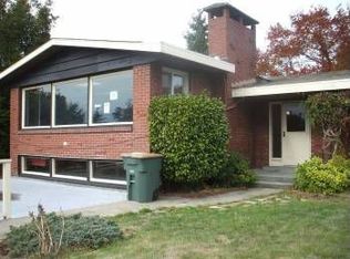 4000 SW 107th St, Seattle, WA 98146