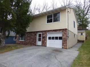 72 Sterling St, Franklin, NJ 07416