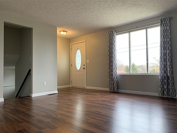 2nd image of 8315 Tamarack Dr