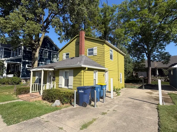 120 3rd St NW, Carmel, IN 46032