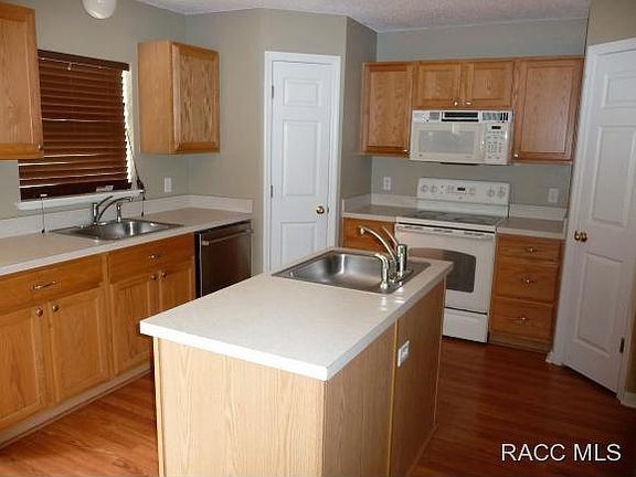 5th image of 7985 N Tiny Lily Dr