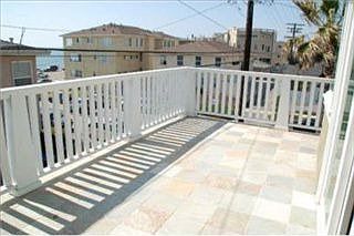 4th image of 104 Avenue G #B