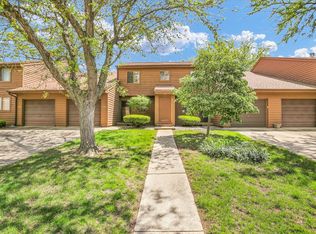 2108 Sunview Dr #2108, Champaign, IL 61821
