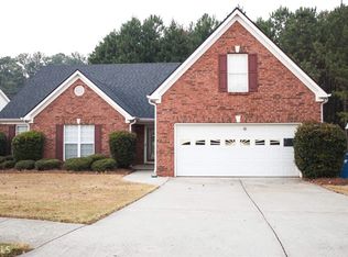 30 Cassie Walk Ln, Lawrenceville, GA 30046