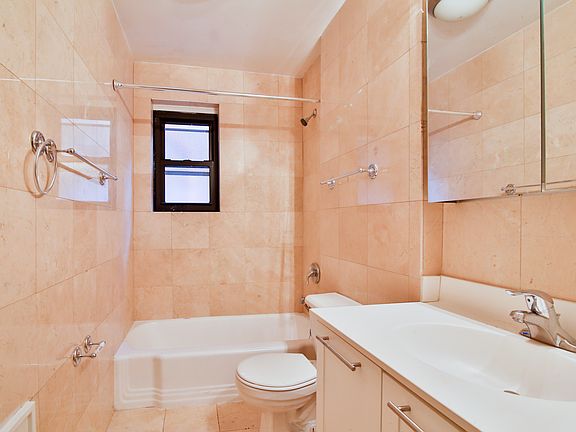 5th image of 236 E 36th St APT 2J