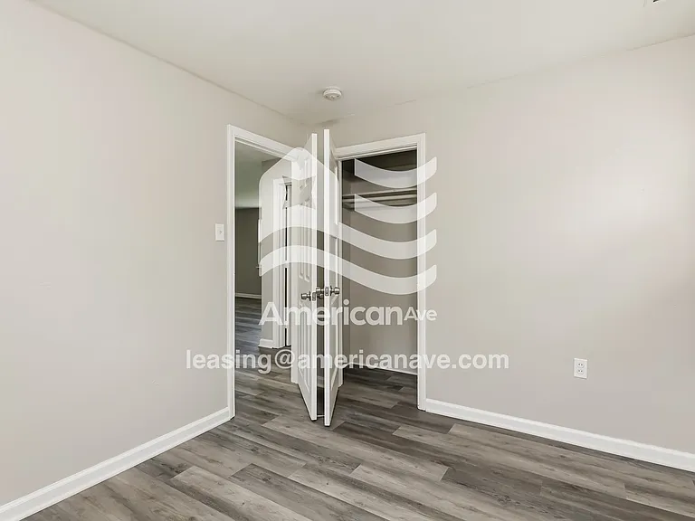 1824486_012_wm_-_bedroom_13039920.jpg