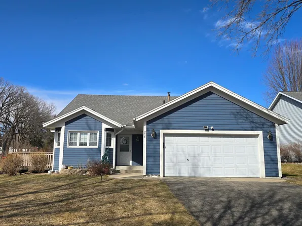 921 21st St SE, Saint Cloud, MN 56304