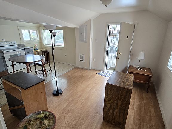 3rd image of 2220 E 34th St #2222
