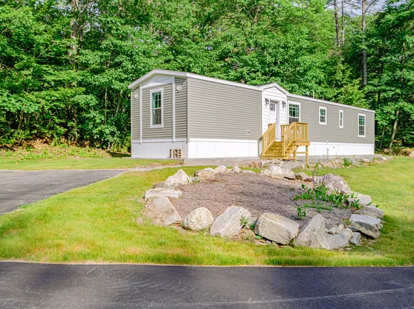 2 Laurik Lane, Naples, ME 04055