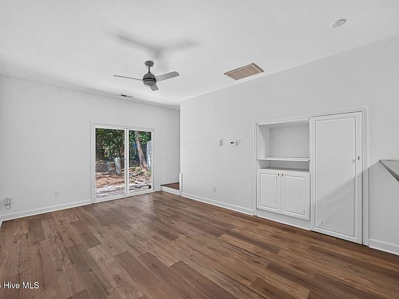 5th image of 993 Downey Branch Lane