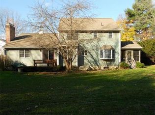 9 Tiffany Ave, Worcester, MA 01604