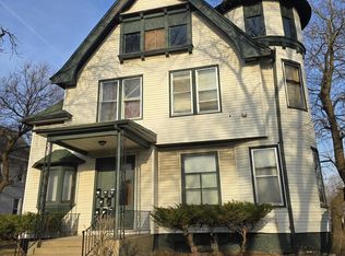 924 S 19th St, Milwaukee, WI 53204
