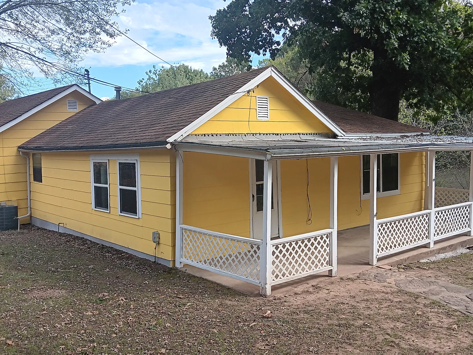 3 bed, 1400 sqft, $1,500 — Photo 2