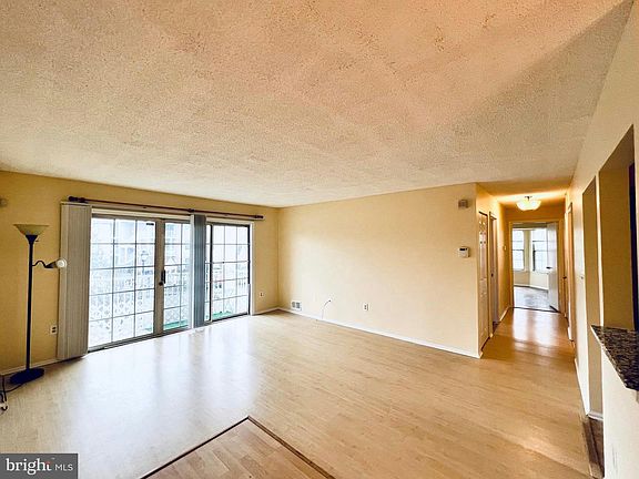 3rd image of 217 Rachel Ct #4202