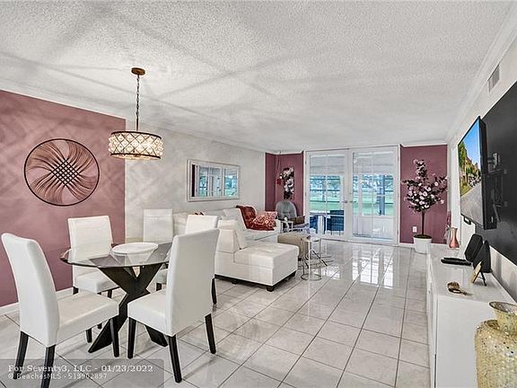 5th image of 9321 Sunrise Lakes Blvd APT 103