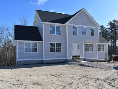 39 Daniel Road, Derry, NH, 03038