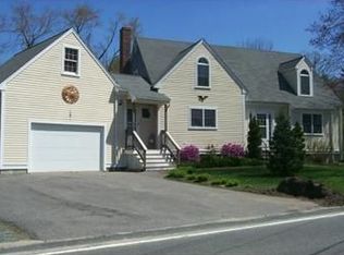 38 Plymouth St, Pembroke, MA 02359