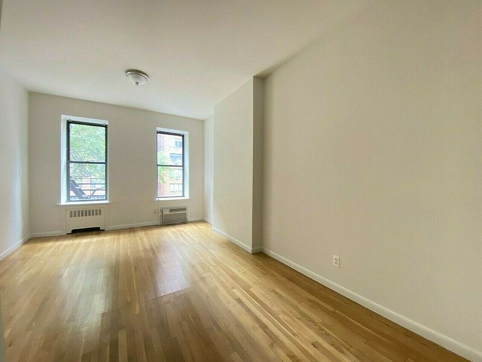 1st image of 48 E End Ave Unit 48-3A