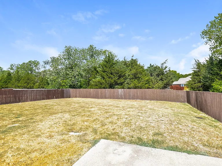3686 Juniper Hills Dr — Photo 16