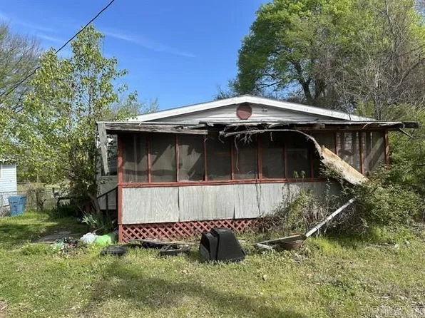 616 Section Line St, Malvern, AR 72104