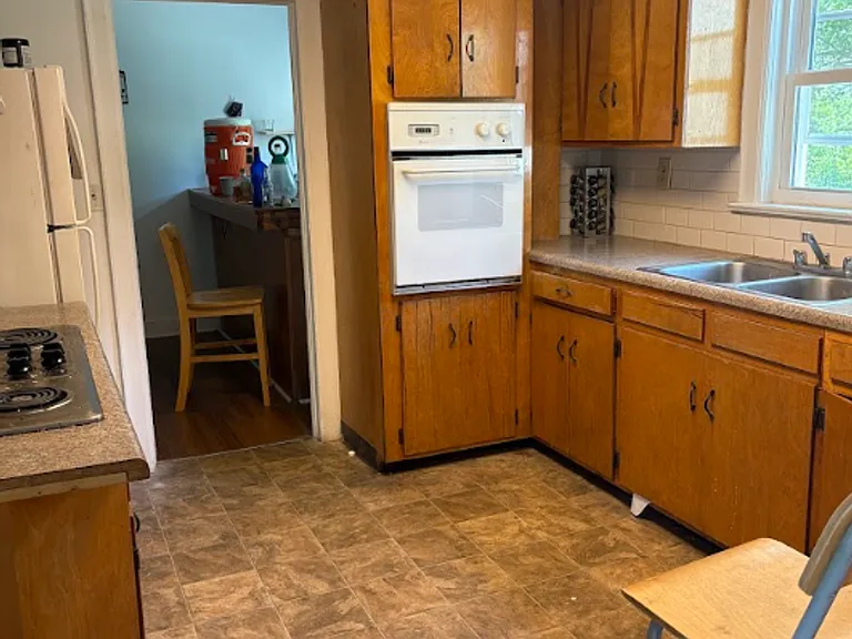 1225 C Giles | 1 Bed, 1Bath Duplex | 7/09/2025 — Photo 4