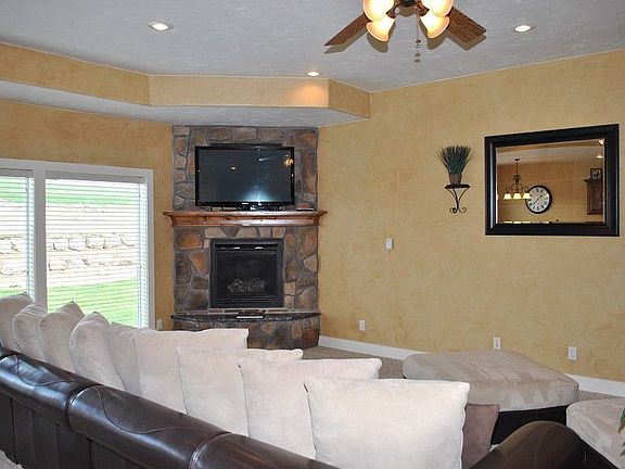 5th image of 3805 S Boulder Creek Ln