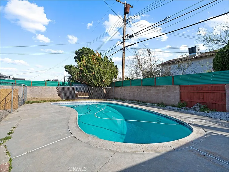 1112 E Avenue J4 — Photo 21
