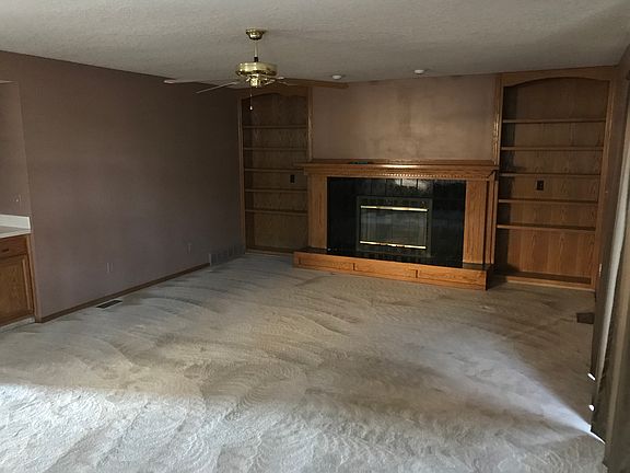 5th image of 6143 Oakwood Dr