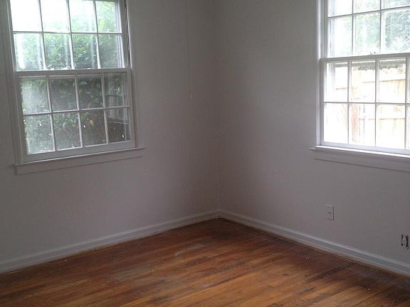 3rd image of 719 City Park Ave