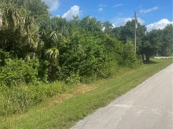 520 18th ST NE, NAPLES, FL 34120