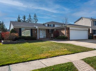 1574 Copeland Cir, Canton, MI 48187