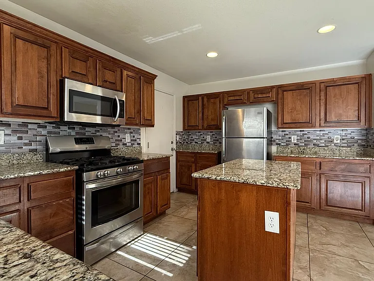 8967 Ryan Creek Ave — Photo 21