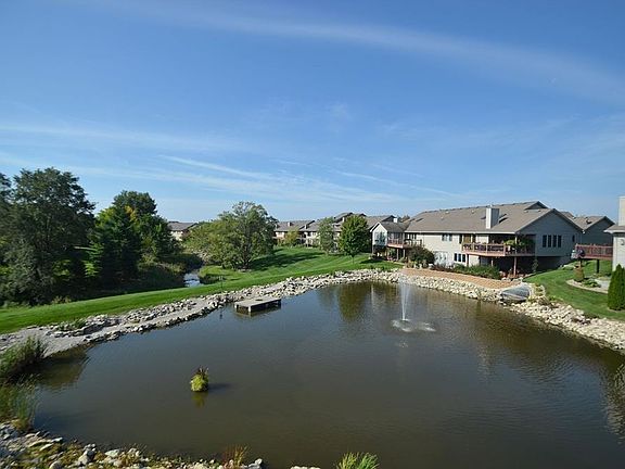 5th image of 1115 NW Waterfront Dr