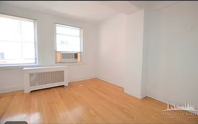 Rented by Manhattan Realty Group