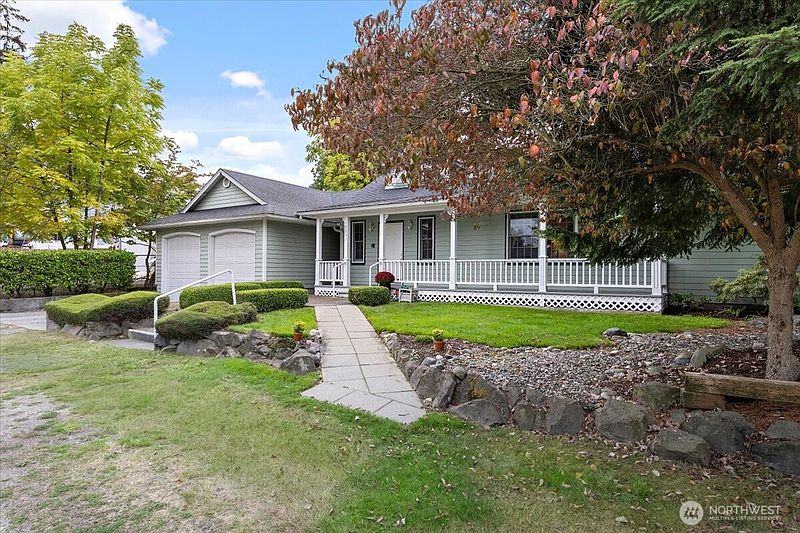 2nd image of 10231 41st Avenue SW