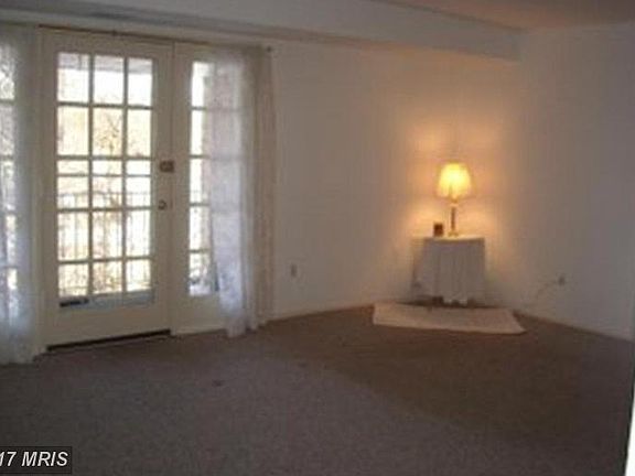 2nd image of 1138 S Washington St APT 203