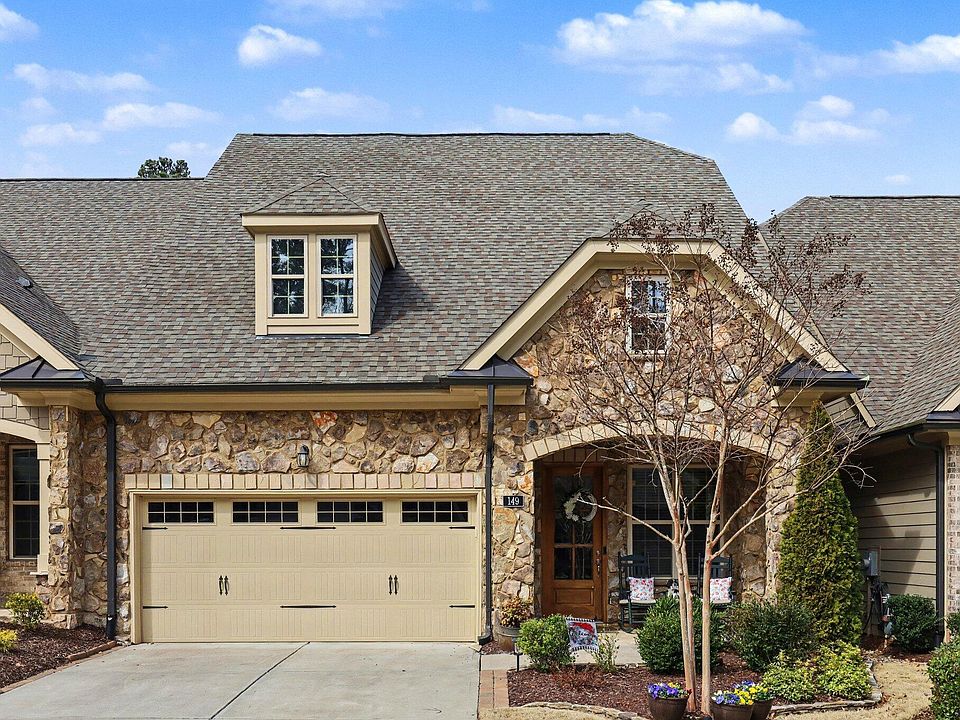 1st image of 149 Glenpark Pl