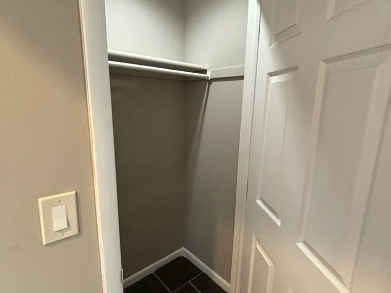 321 Monroe St — Photo 4