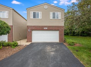 16631 Willow Walk Dr, Lockport, IL 60441