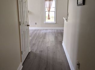 103 Village Dr, Holly Ridge, NC 28445