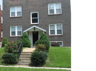 1408 Woodland Dr, Saint Louis, MO